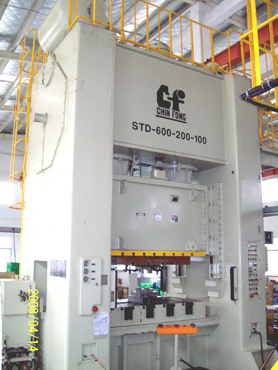 設備 STD-600-200-100